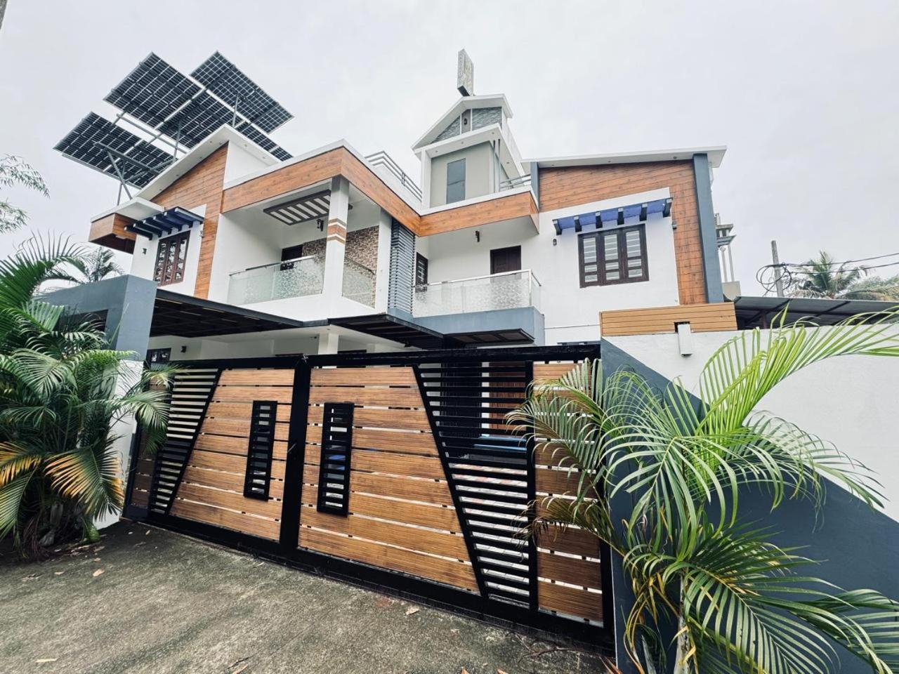 Venice Rosedale Alappuzha Ngoại thất bức ảnh