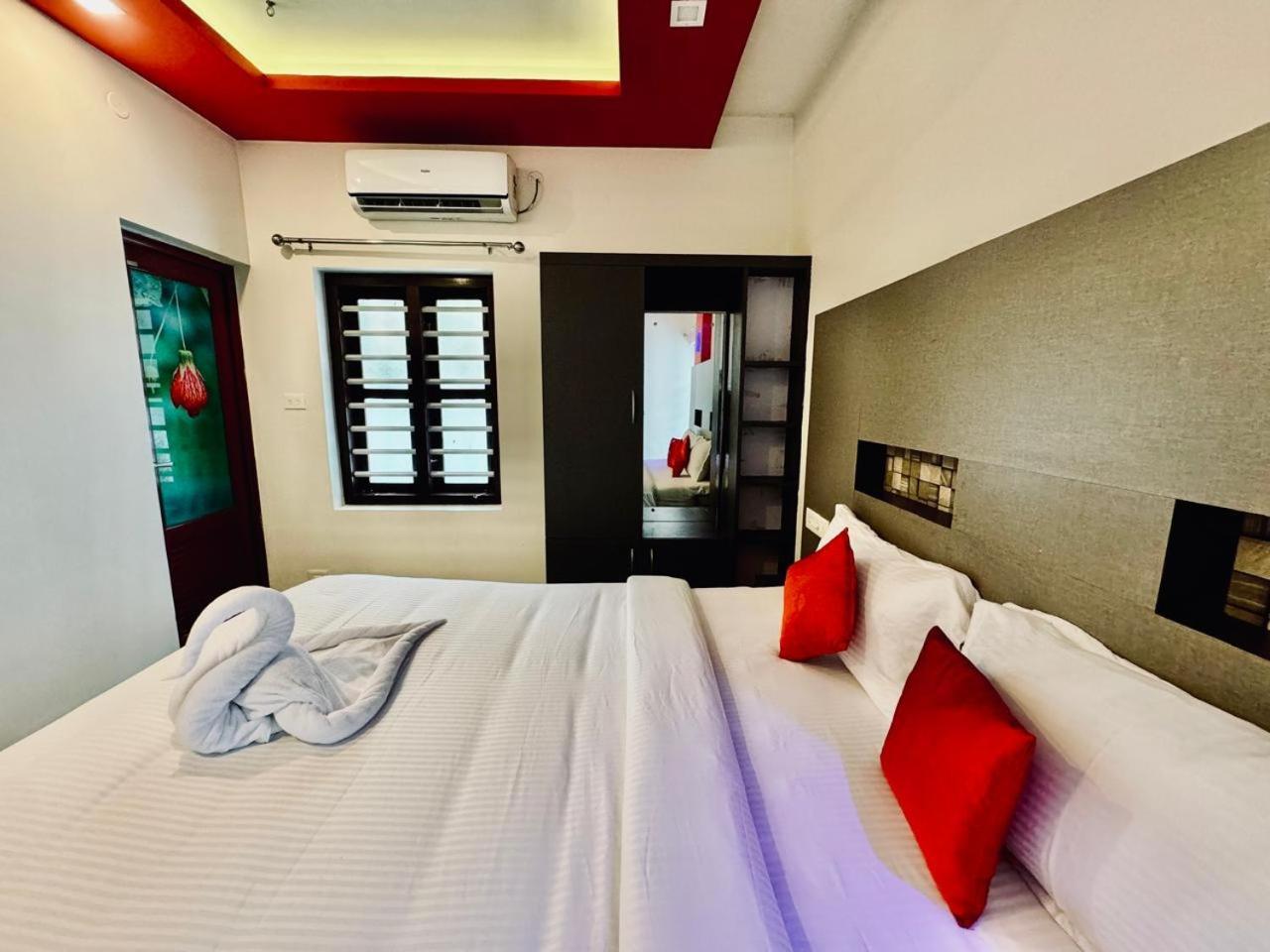 Venice Rosedale Alappuzha Ngoại thất bức ảnh