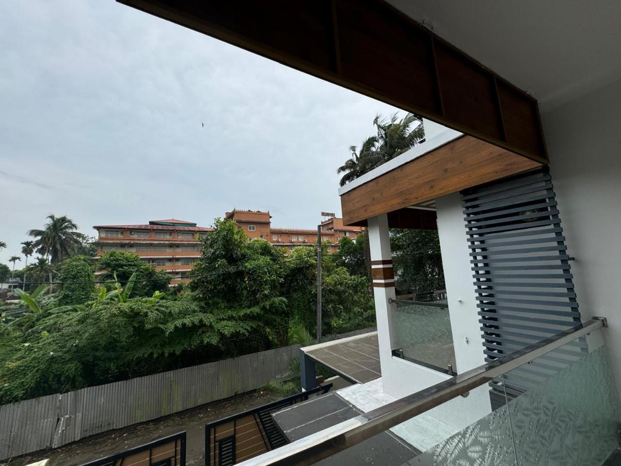 Venice Rosedale Alappuzha Ngoại thất bức ảnh